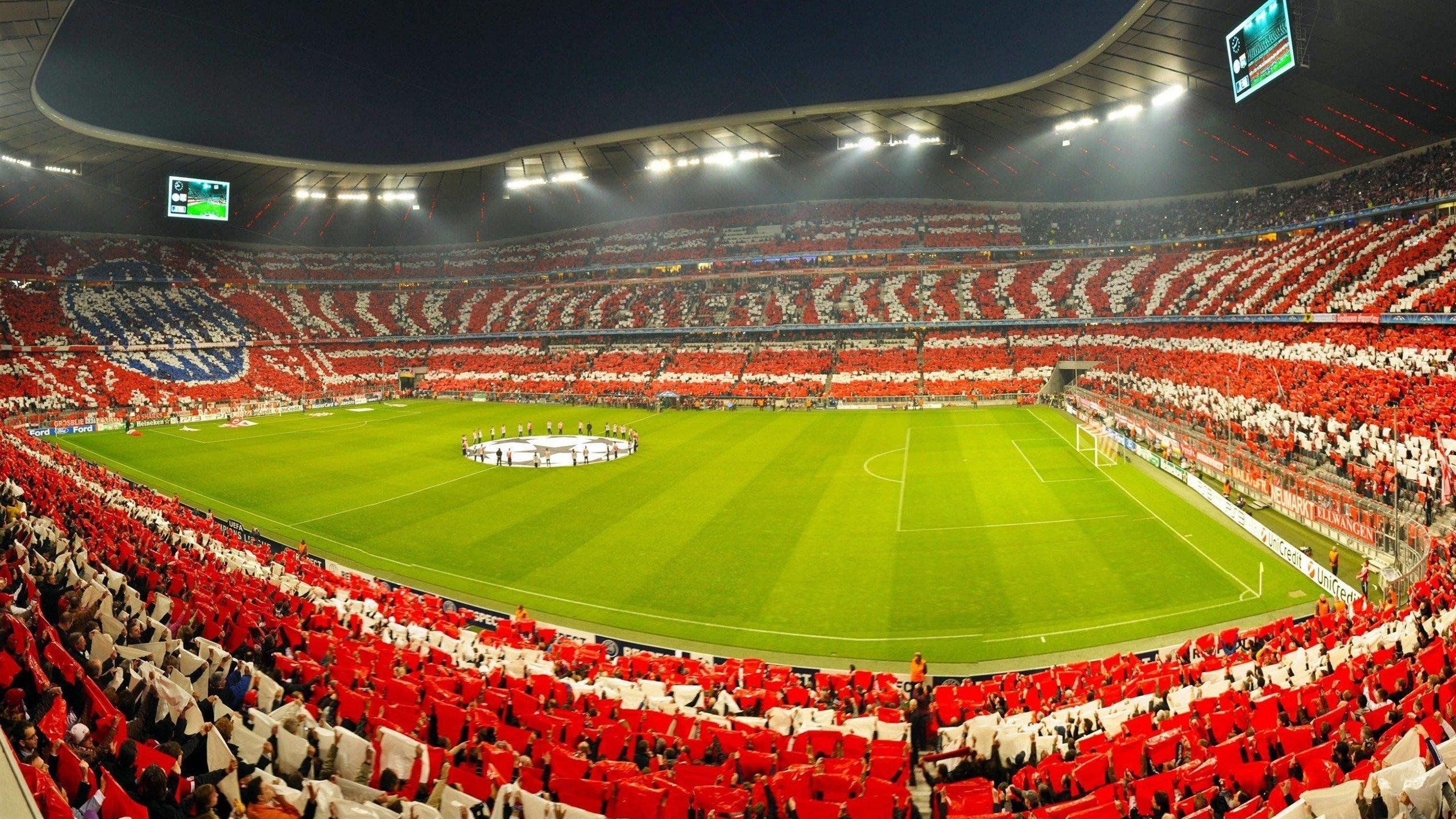 传奇力挺！卡恩魏登费勒齐荐卡里乌斯入选世界杯大名单，盛赞其近乎完美的赛季复苏